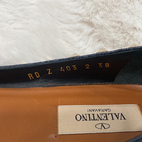 Valentino leather flats with studs - Picture 6 of 8